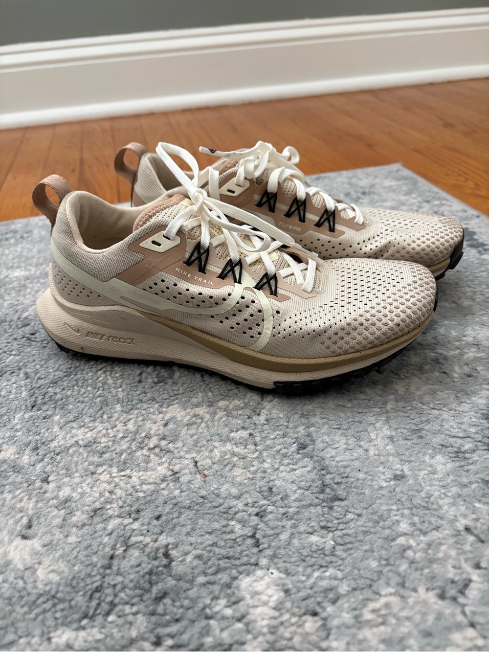 Nike React Pegasus Trail 4 Running Sneakers, Women’s 7.5 in Sanddrift - Picture 2 of 11